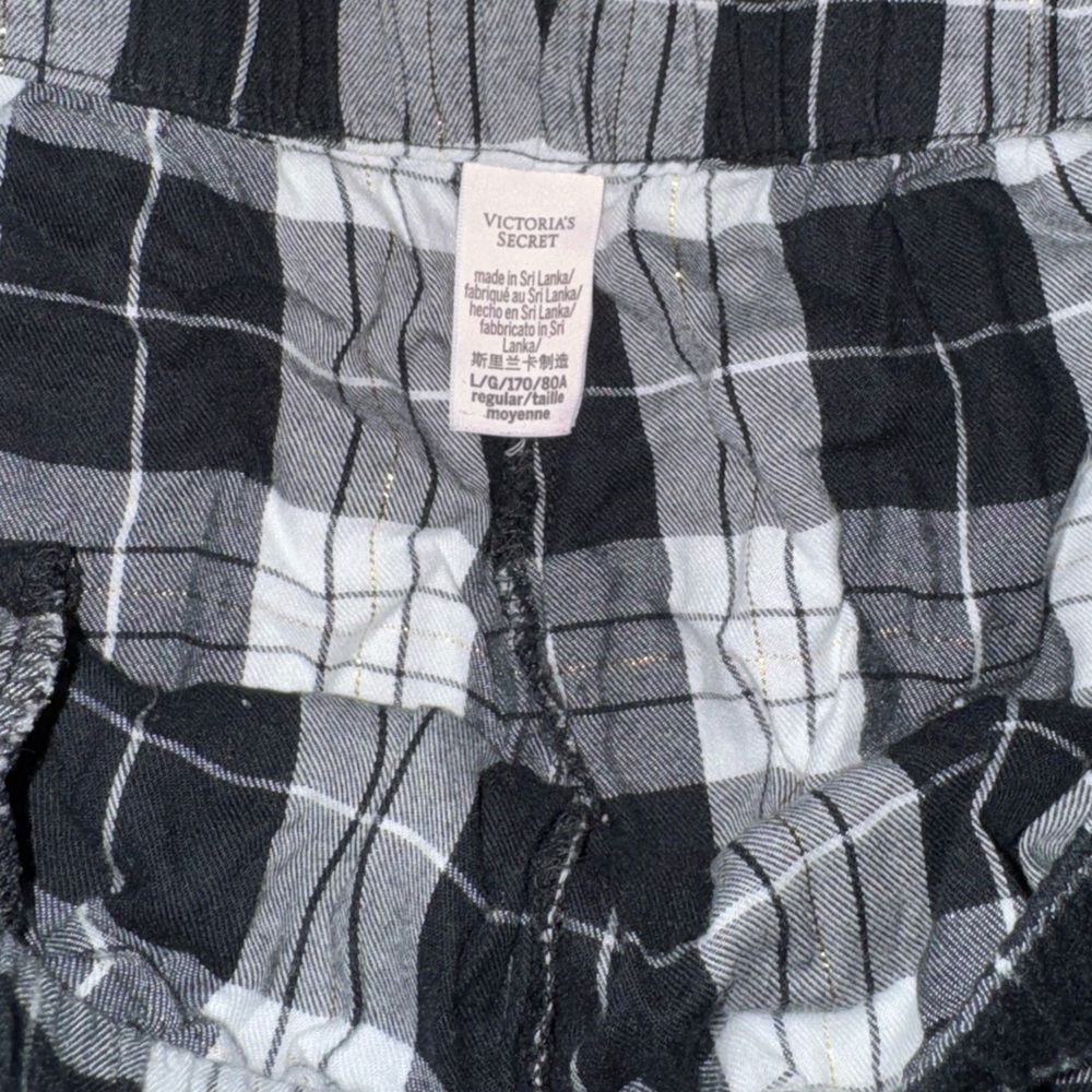 Victoria's Secret Black and White Plaid Pants - Picture 2 of 5